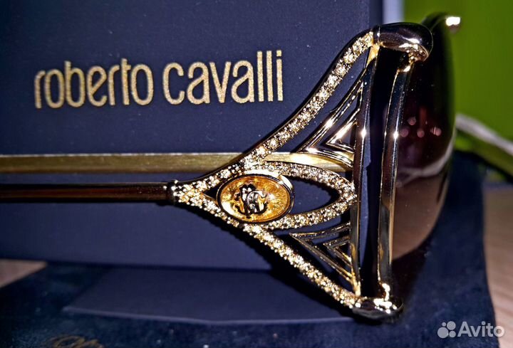 Солнцезащитные очки Roberto Cavalli eyewear