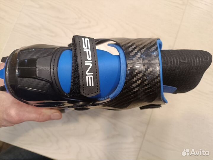 Лыжные ботинки Spine Concept Carbon Skate