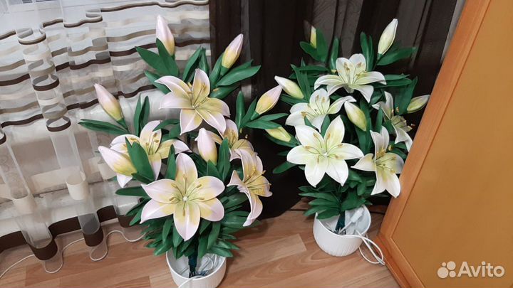 Ночник, лилия из изолона