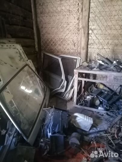 Продам по запчастям документы движок невплохом сос