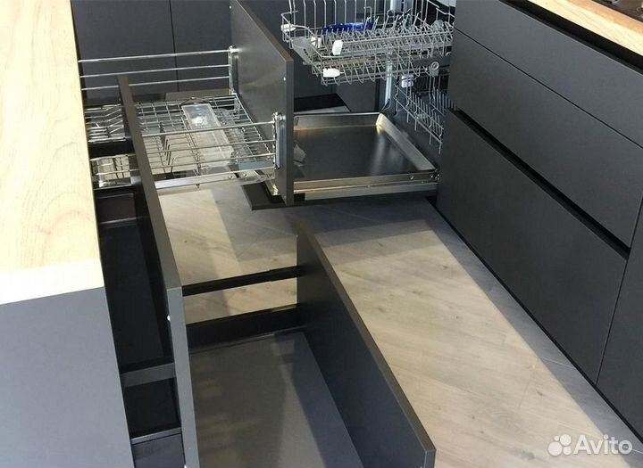 Кухонный гарнитур с островом