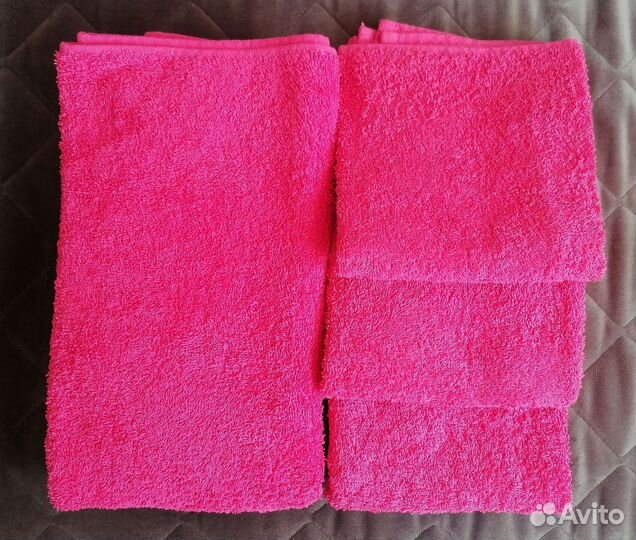 Комплект из 4-х полотенец, новый