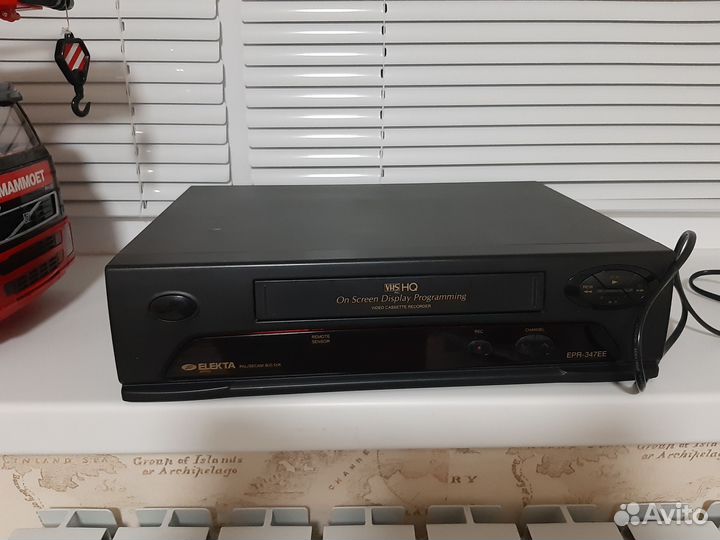 Видеомагнитофон