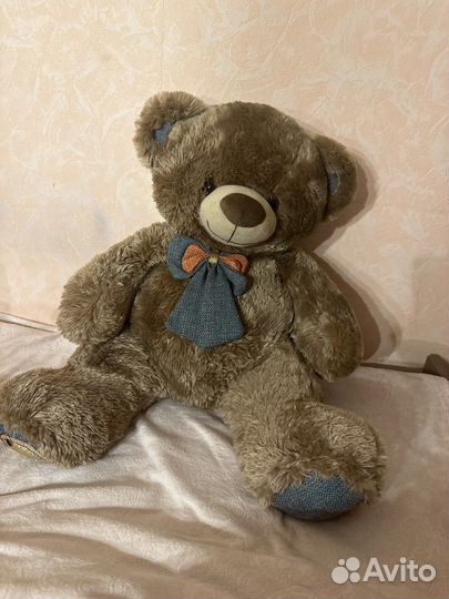 Плюшевый медведь