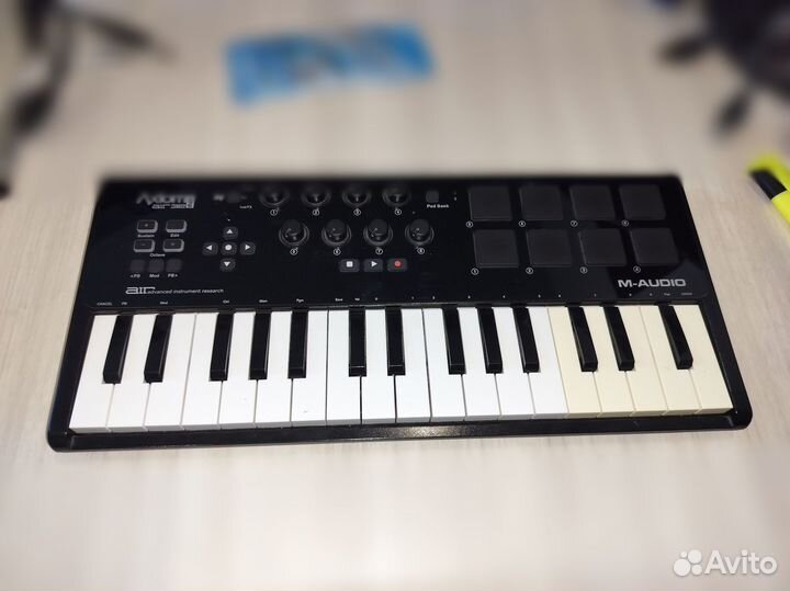 M-Audio Axiom AIR Mini 32