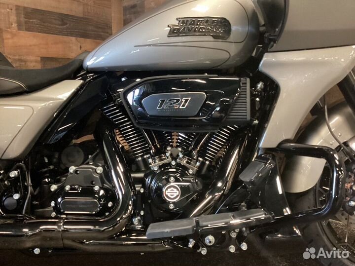 Harley-Davidson CVO Road Glide 2023