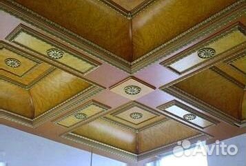 Деревянный потолок из массива дерева