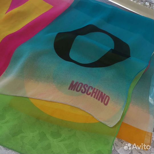 Шарф moschino