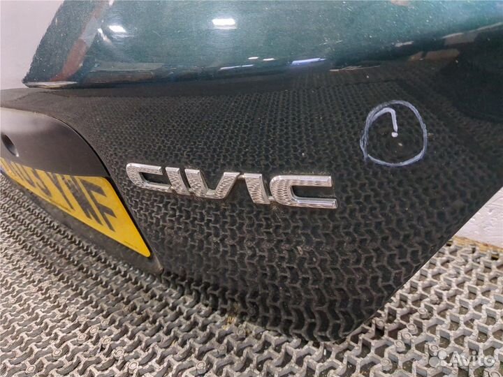 Крышка багажника Honda Civic, 2003