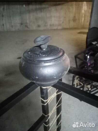 Чугунок с крышкой (объем 0,7л)