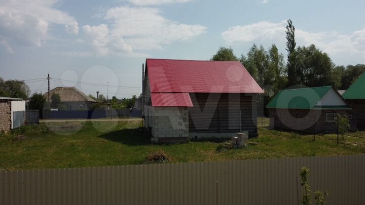 Коттедж 160 м² на участке 10 сот.