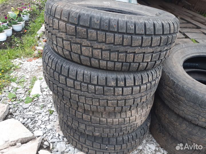 Nokian Tyres Hakka Blue SUV 245/70 R16 и 255/70 R17