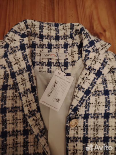 Костюм женский твидовый 42