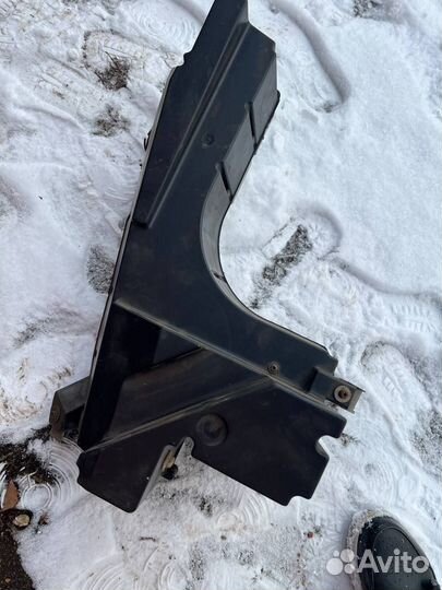 Сабвуфер Audi A6