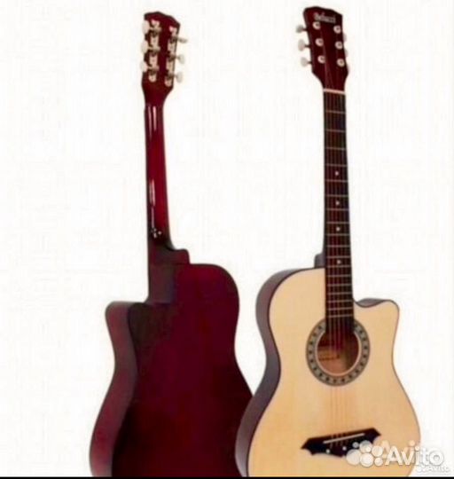 Акустическая гитара