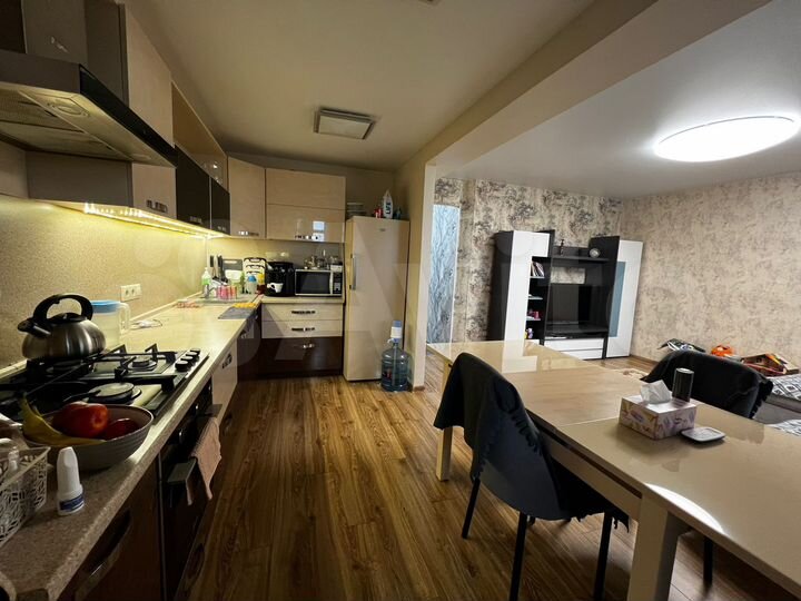 4-к. квартира, 79,2 м², 4/10 эт.