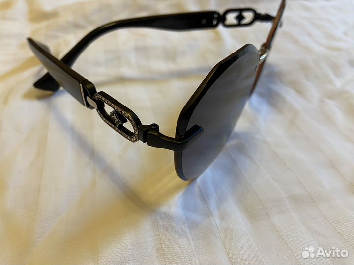 Солнцезащитные очки