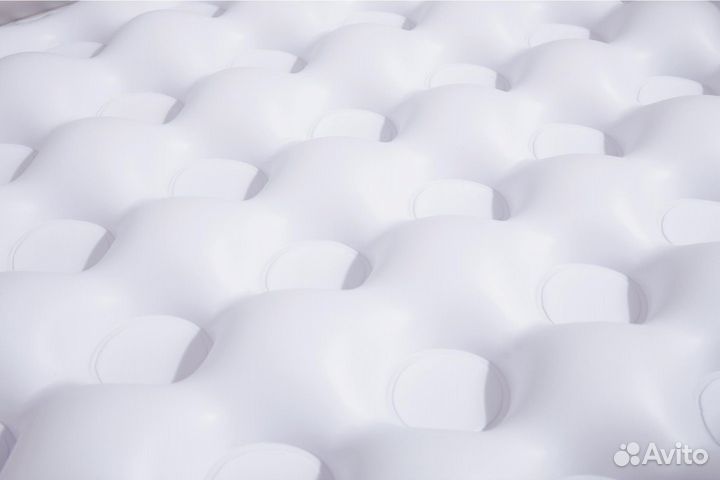 Надувной бассейн с шариками