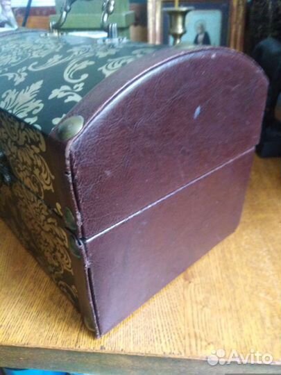 Сундук косметичка