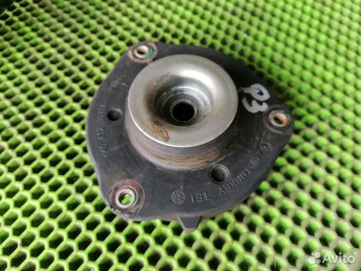 Пружина стойка передняя на Audi Q3 2012-2018