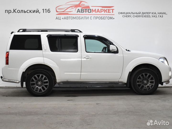 Nissan Pathfinder 2.5 AT, 2012, 132 603 км