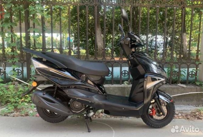 Скутер spark tumen