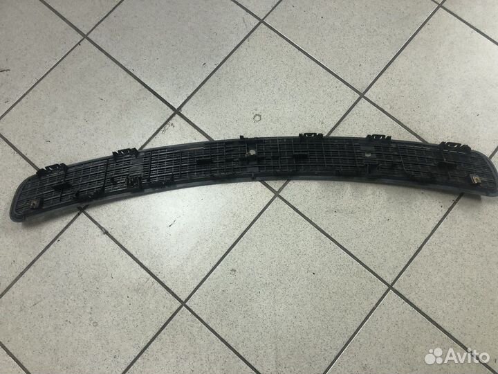 Жабо на капот Mercedes W211