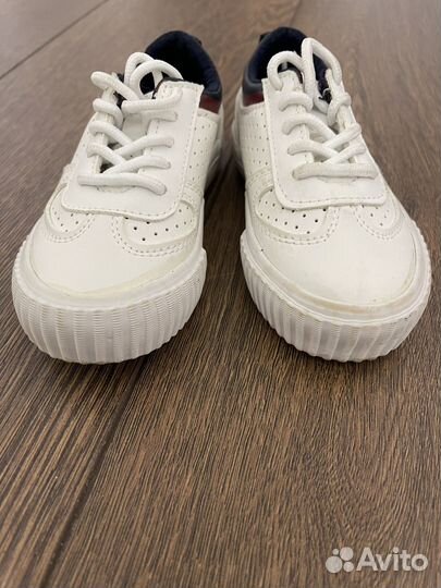 Кроссовки детские 24 размер