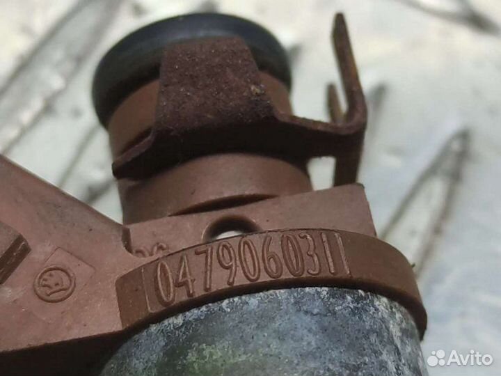 Форсунка Skoda Fabia 1 хэтчбек 1.4 2000