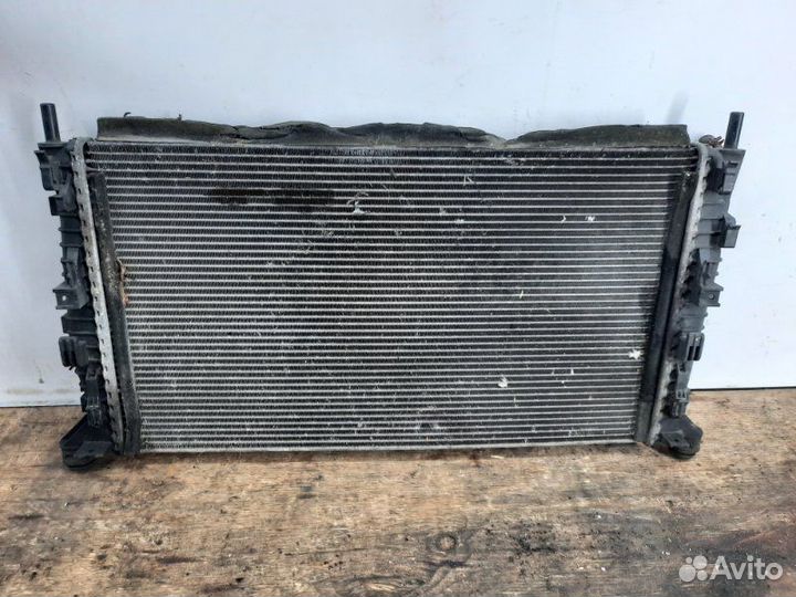 Радиатор основной Ford Focus универсал 1.6 2005