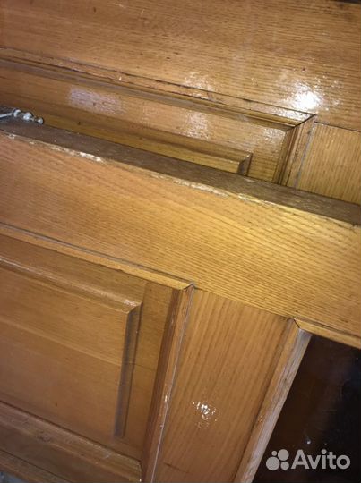 Дверь из массива дуба