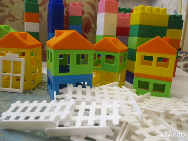 Детский развивающий конструктор Полесье