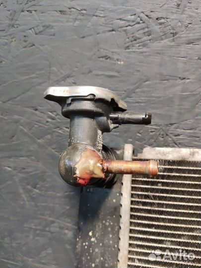 Радиатор охлаждения двигателя Lexus Rx 350