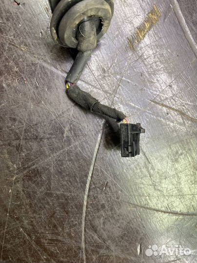 Датчик abs передний Audi A4 8E 5064