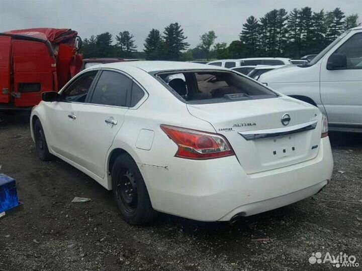 Накладка передней двери левая Nissan Teana L33 9