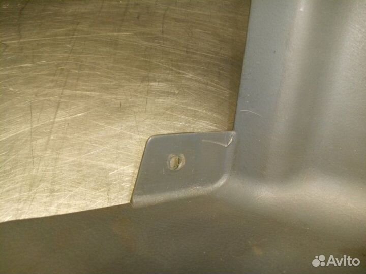 Накладка стойки задняя левая Chevrolet Lacetti