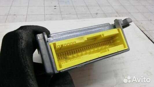 Блок управления airbag volkswagen touareg 7L (82F0