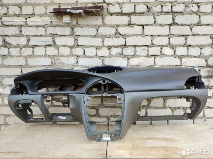 Торпеда панель Citroen C5