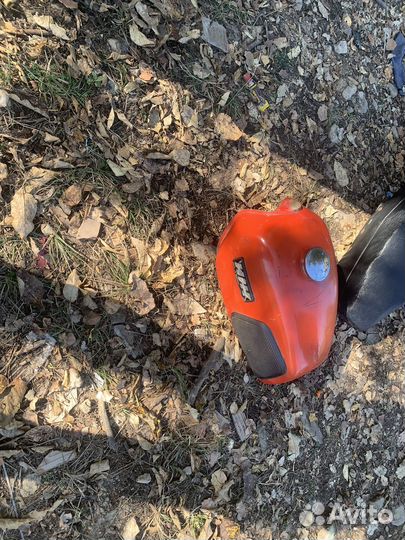 Продам бак и сидение иж планета 4