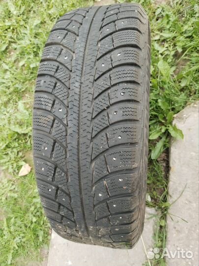 Зимние колеса r15 на дисках 4 штуки