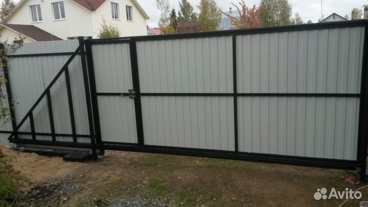 Установка откатных ворот