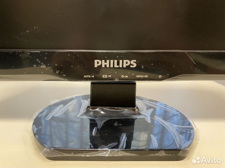 Широкоэкранный ЖК монитор philips 160E1SB/00