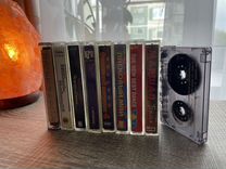 Аудиокассеты с песнями 80-х и 90-х