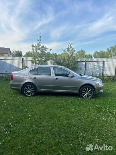 Skoda Octavia 1.8 AT, 2012, 240 225 км