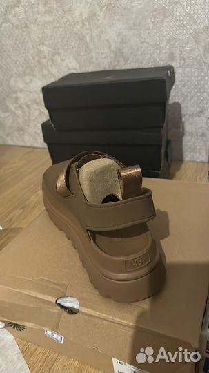 Сандалии ugg