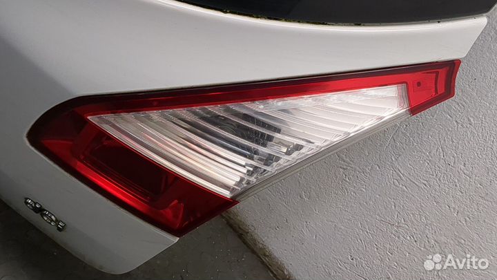 Крышка багажника Renault Megane 3, 2011