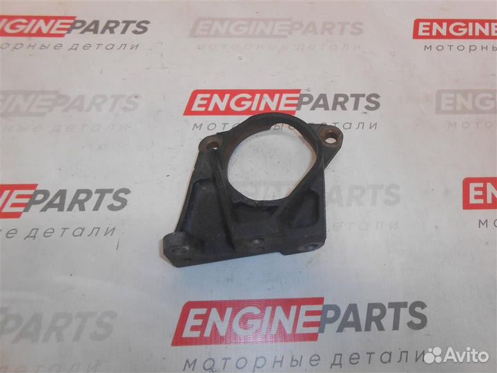 Кронштейн подвесного подшипника привода Toyota Ga