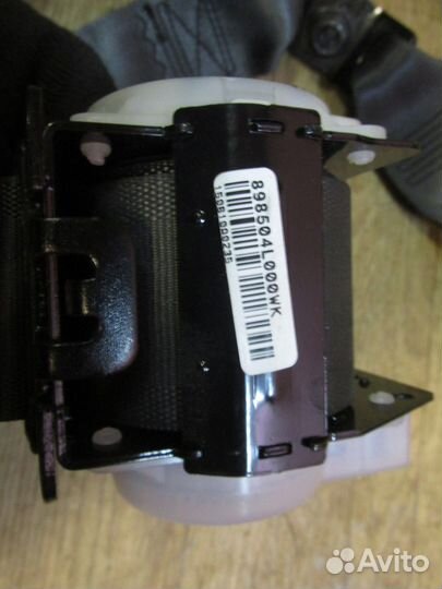 Ремень безопасности задний центральный (Kia Rio)