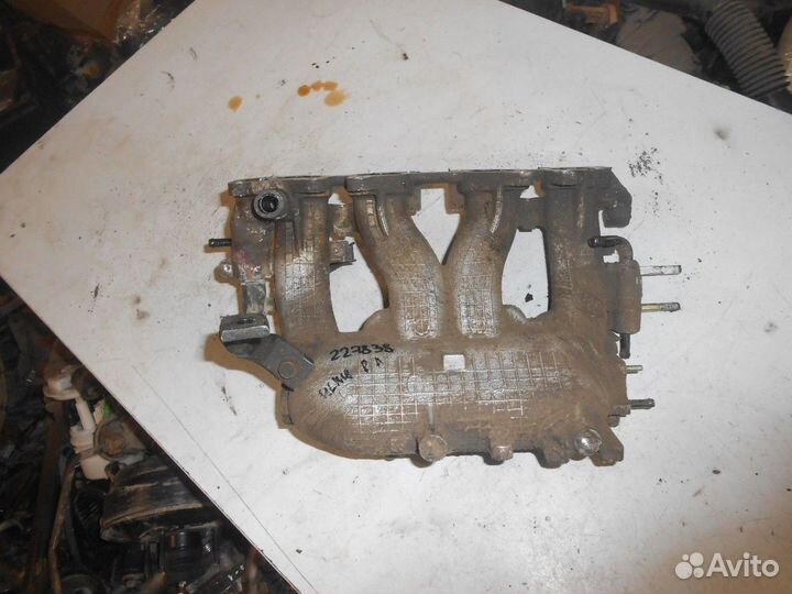 Коллектор впускной (Nissan Almera)