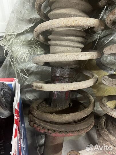 Передние амортизаторы ваз 2114